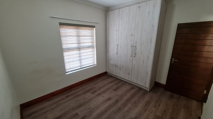 To Let 3 Bedroom Property for Rent in Burgundy Estate Western Cape